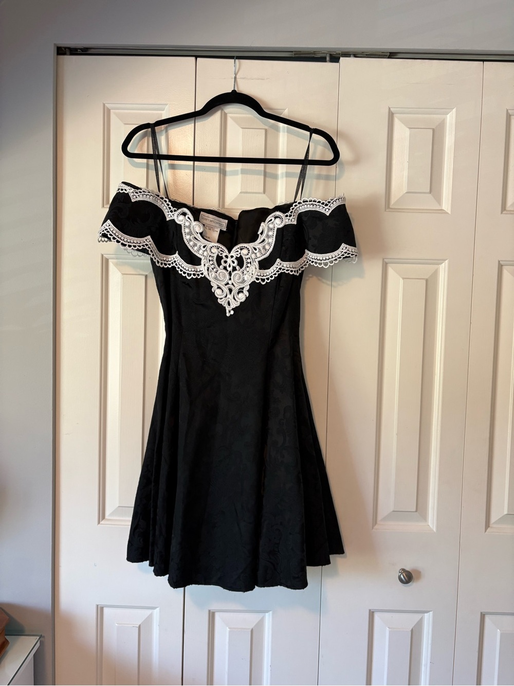 Scott McClintock Black One-Shoulder Dress with White Lace Accent